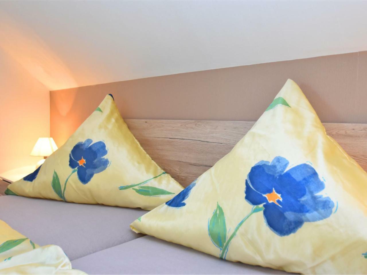 Cosy Apartment In Werda With Garden Room photo